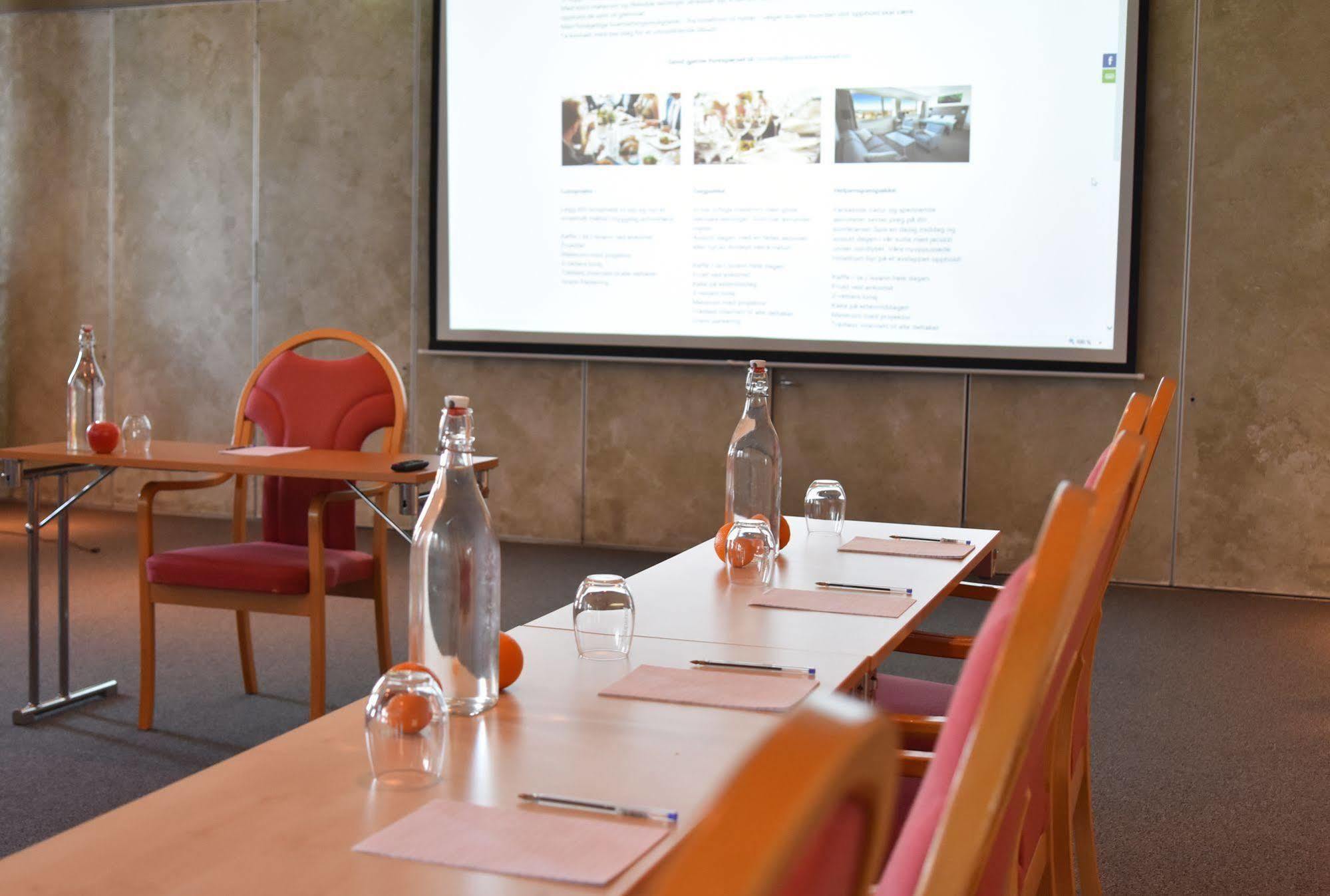 Thon Partner Hotel Andrikken Andenes Buitenkant foto